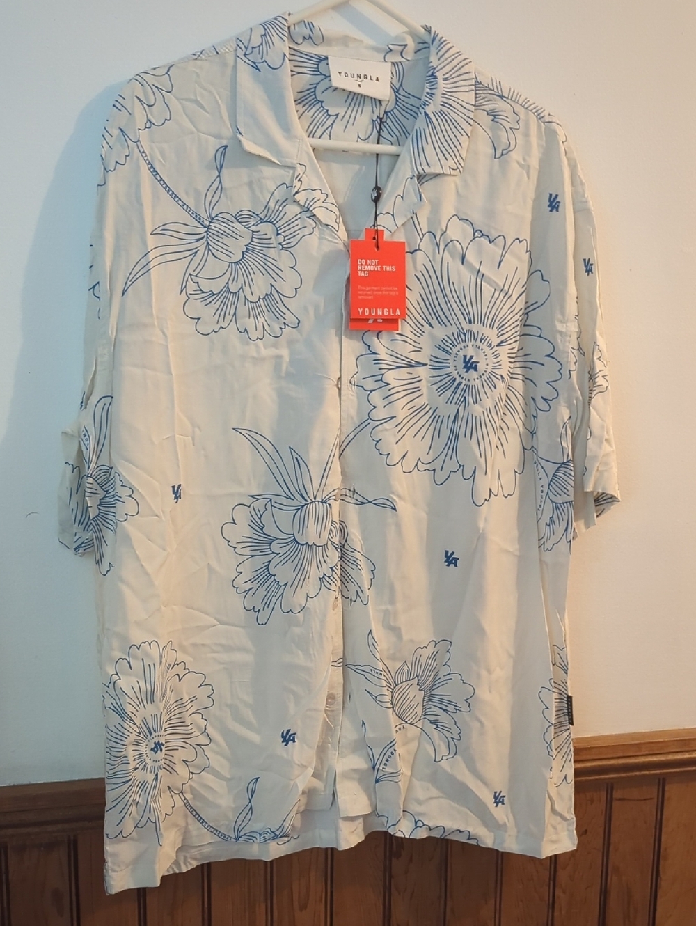 YoungLA Cream Short-Sleeve Shirt with Blue Floral Outline Size Small